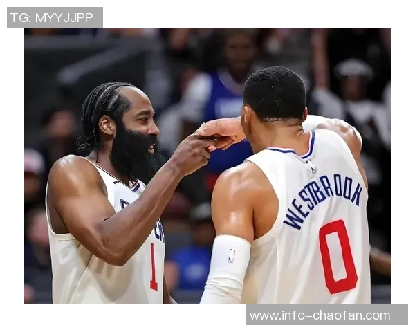 快船半场落后公牛21分哈登表现平平祖巴茨和科林斯各有贡献